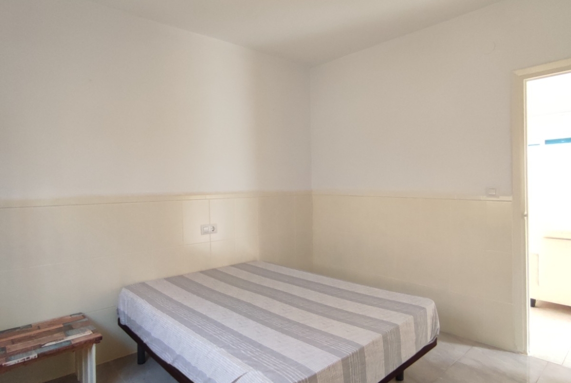 Semi Detached Ground Floor Bungalow * Lo Pagan * 700 meters from the Beach * Excellent Condition * Residential Location * 3 Bedrooms / 1 Bathroom only €119,500*