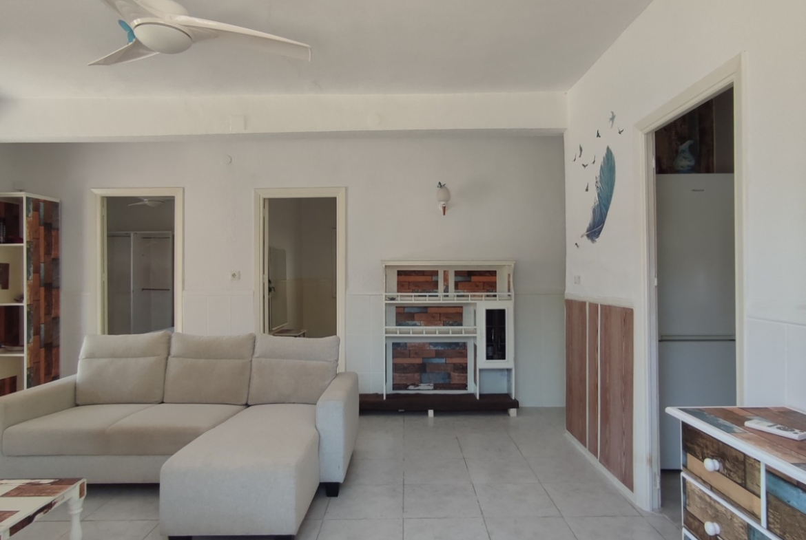 Semi Detached Ground Floor Bungalow * Lo Pagan * 700 meters from the Beach * Excellent Condition * Residential Location * 3 Bedrooms / 1 Bathroom only €119,500*