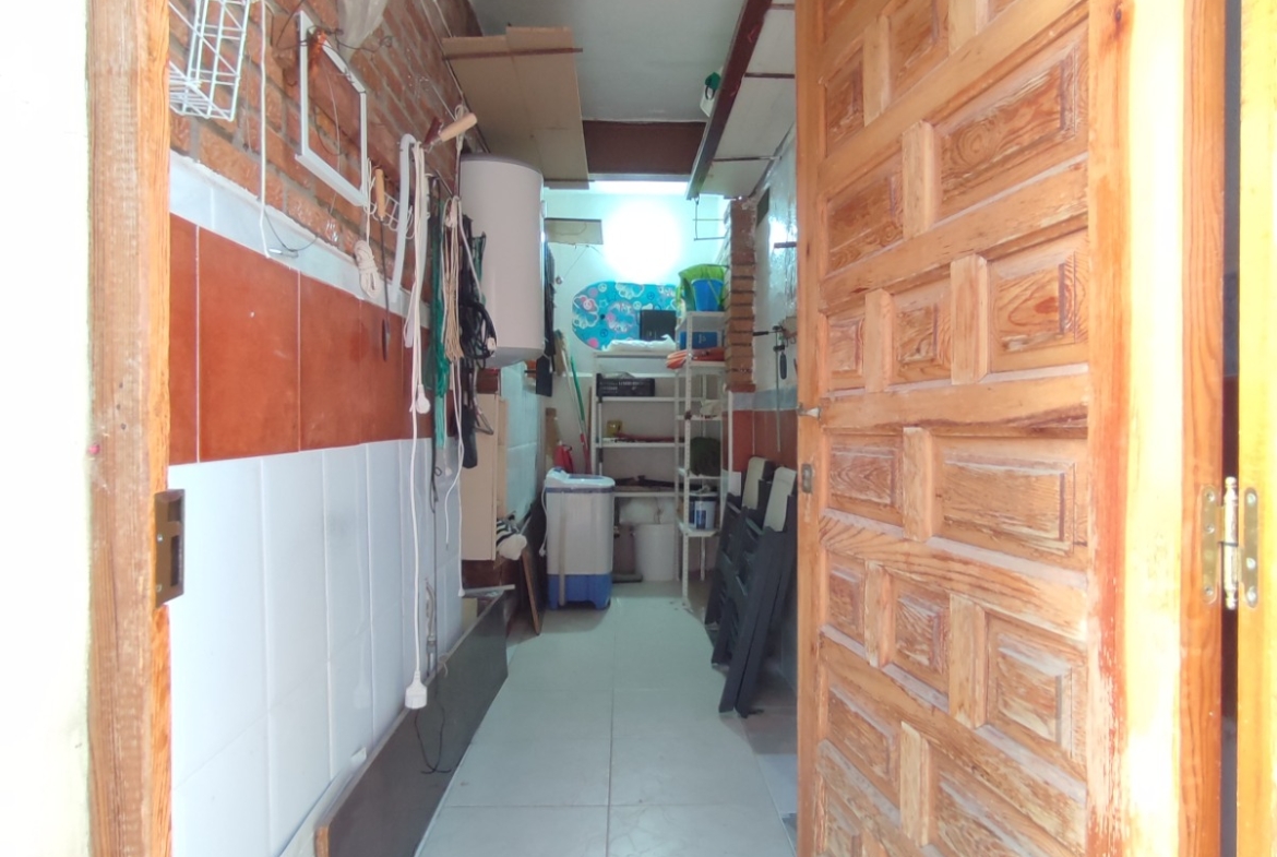 Semi Detached Ground Floor Bungalow * Lo Pagan * 700 meters from the Beach * Excellent Condition * Residential Location * 3 Bedrooms / 1 Bathroom only €119,500*