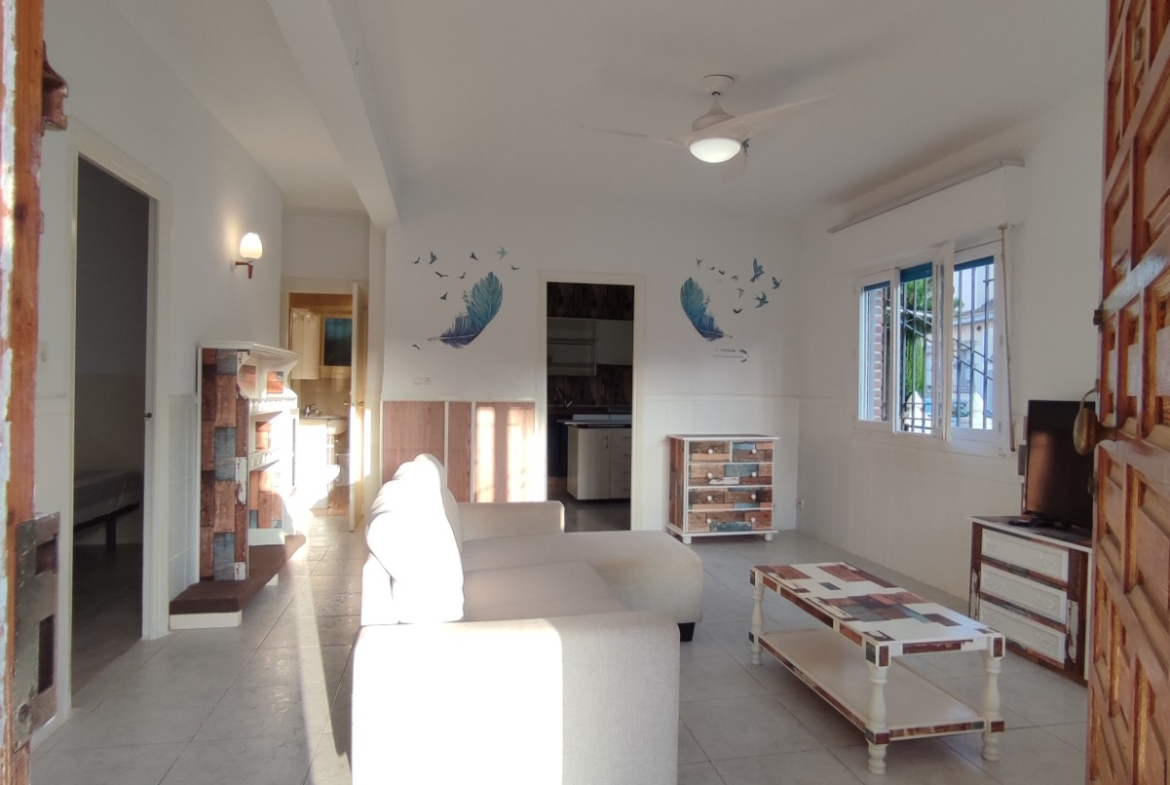 Semi Detached Ground Floor Bungalow * Lo Pagan * 700 meters from the Beach * Excellent Condition * Residential Location * 3 Bedrooms / 1 Bathroom only €119,500*