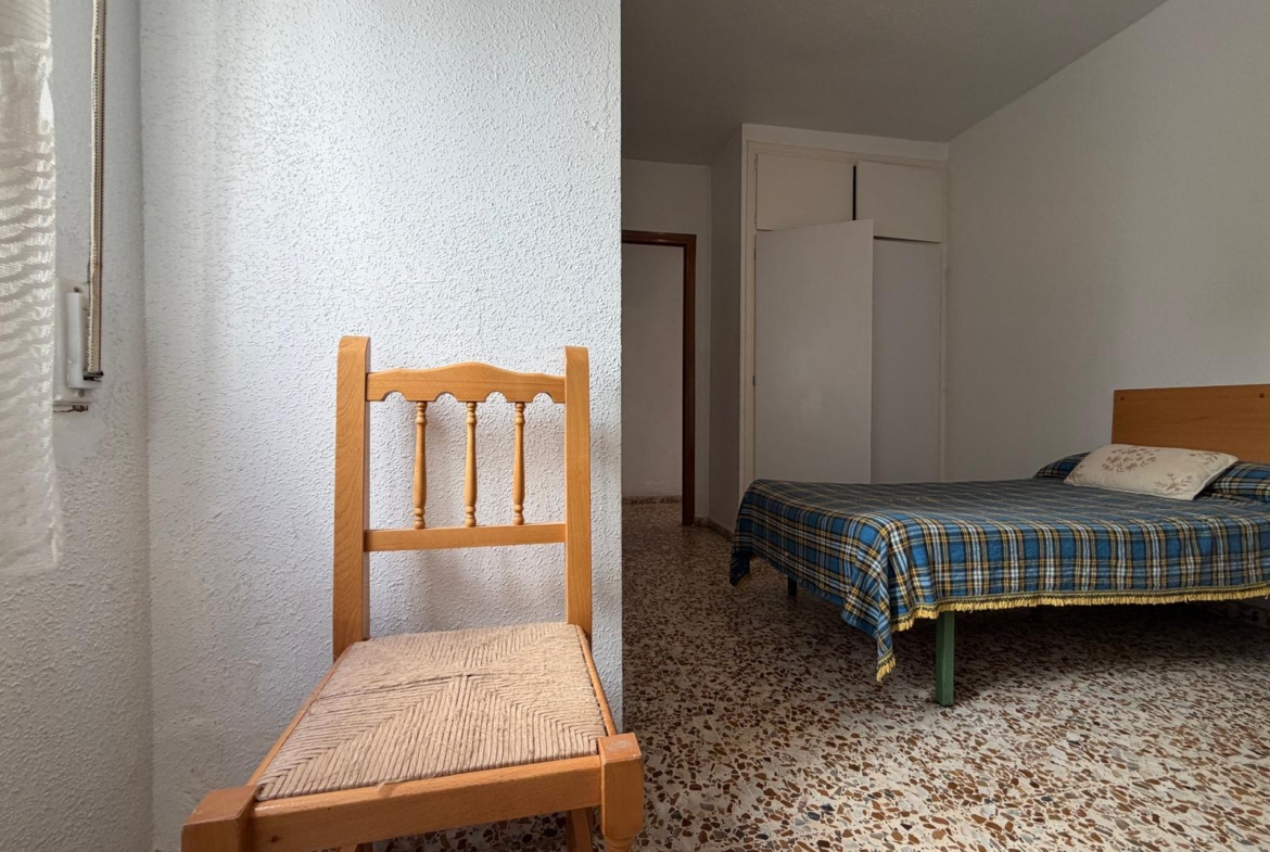2 Beds / 1 Bath * Apartment with Garage * €110,000 * Lo Pagan *80 meters to the beach *Private Parking *