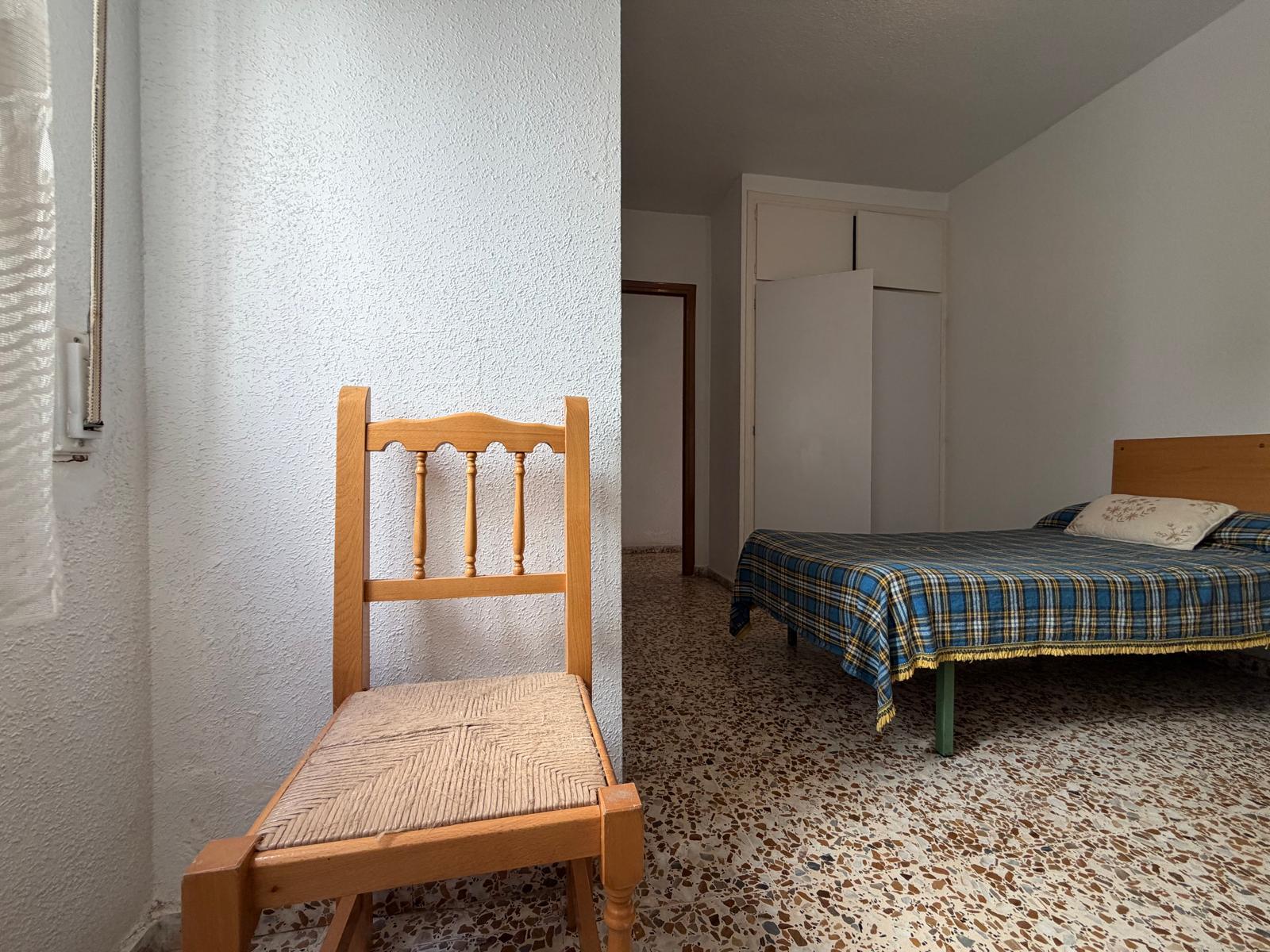 2 Beds / 1 Bath * Apartment with Garage * €110,000 * Lo Pagan *80 meters to the beach *Private Parking *