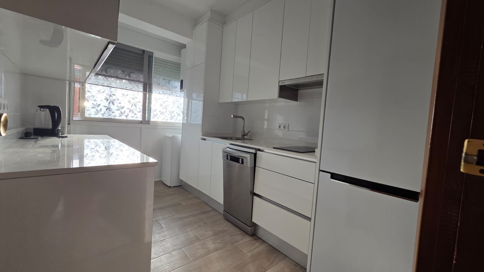 PHOTO-2026-07-31-13-43-05_4 2 Bedroom / 1 Bathroom Apartment * 2nd Floor ( no lift ) New Kitchen * Balcony * Lo Pagan * 500 meters from the beach * Close to amenities €120,000