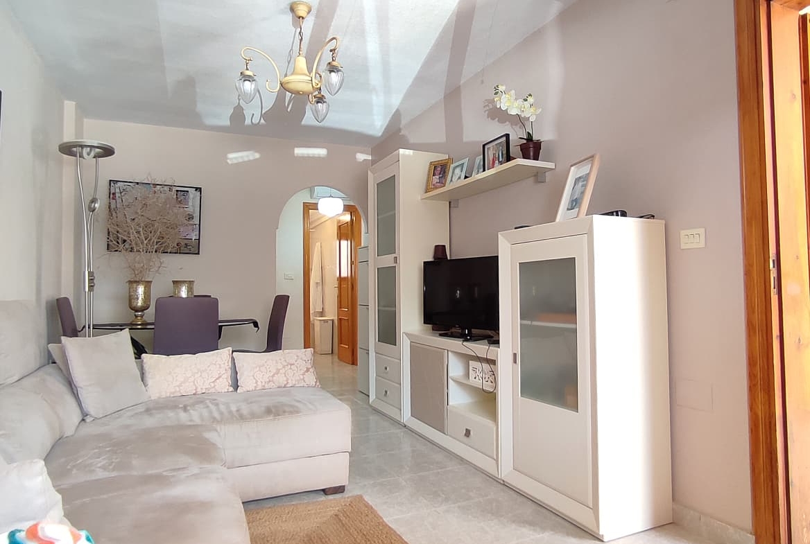 2 Bedroom * Semi Detached Ground Floor Bungalow / Apartment * Only 600 meters from the local beach* €129,995*