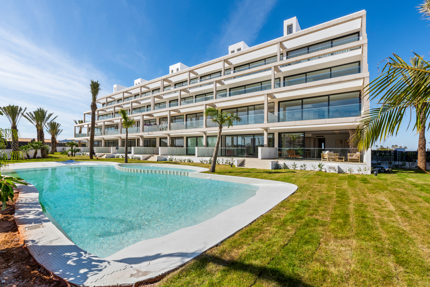El Lago Resort * Mar De Cristal * Luxury Exclusive Resort in 4 Phases * Only 400 Meters from the Beautiful Local Beach * Prices starting at just €280,000 up to €625,000 *
