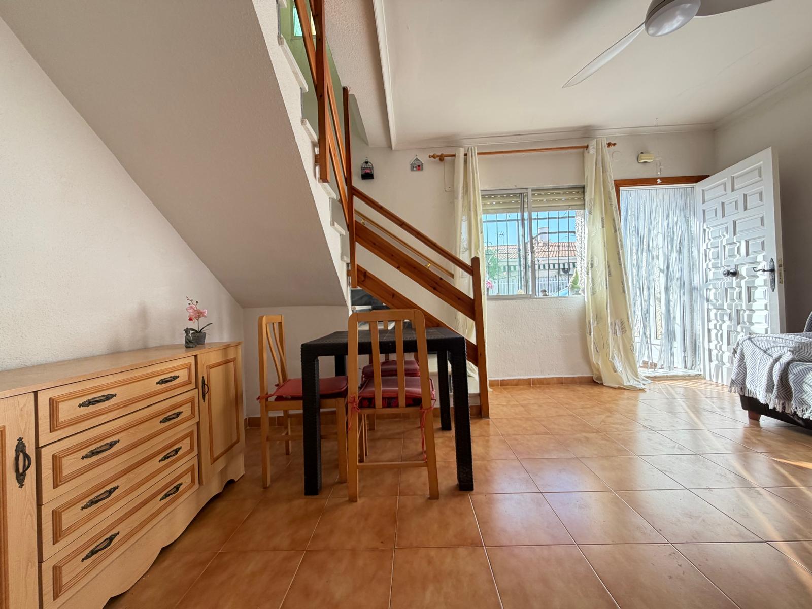 3 Bedroom / 2 Bathroom * Townhouse * Only 10 minutes walk to the beach and local marina * Close to many amenities in a very popular area €135,000 *