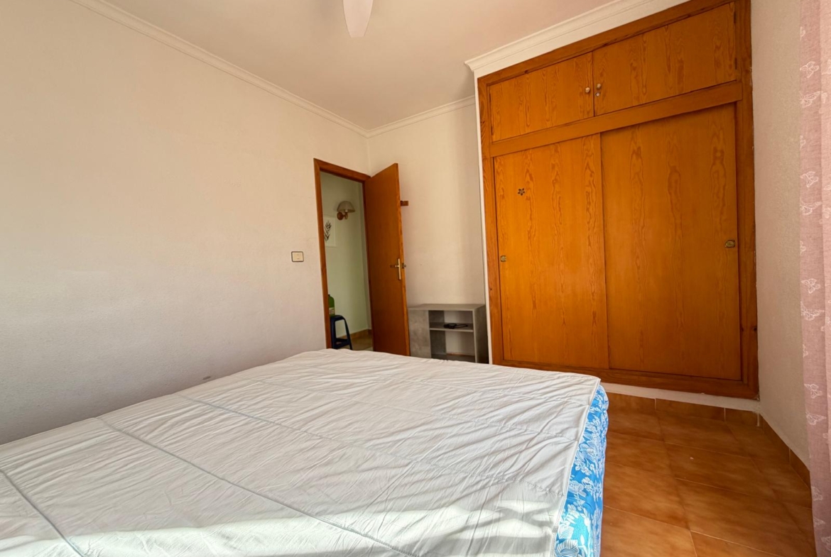 3 Bedroom / 2 Bathroom * Townhouse * Only 10 minutes walk to the beach and local marina * Close to many amenities in a very popular area €135,000 *