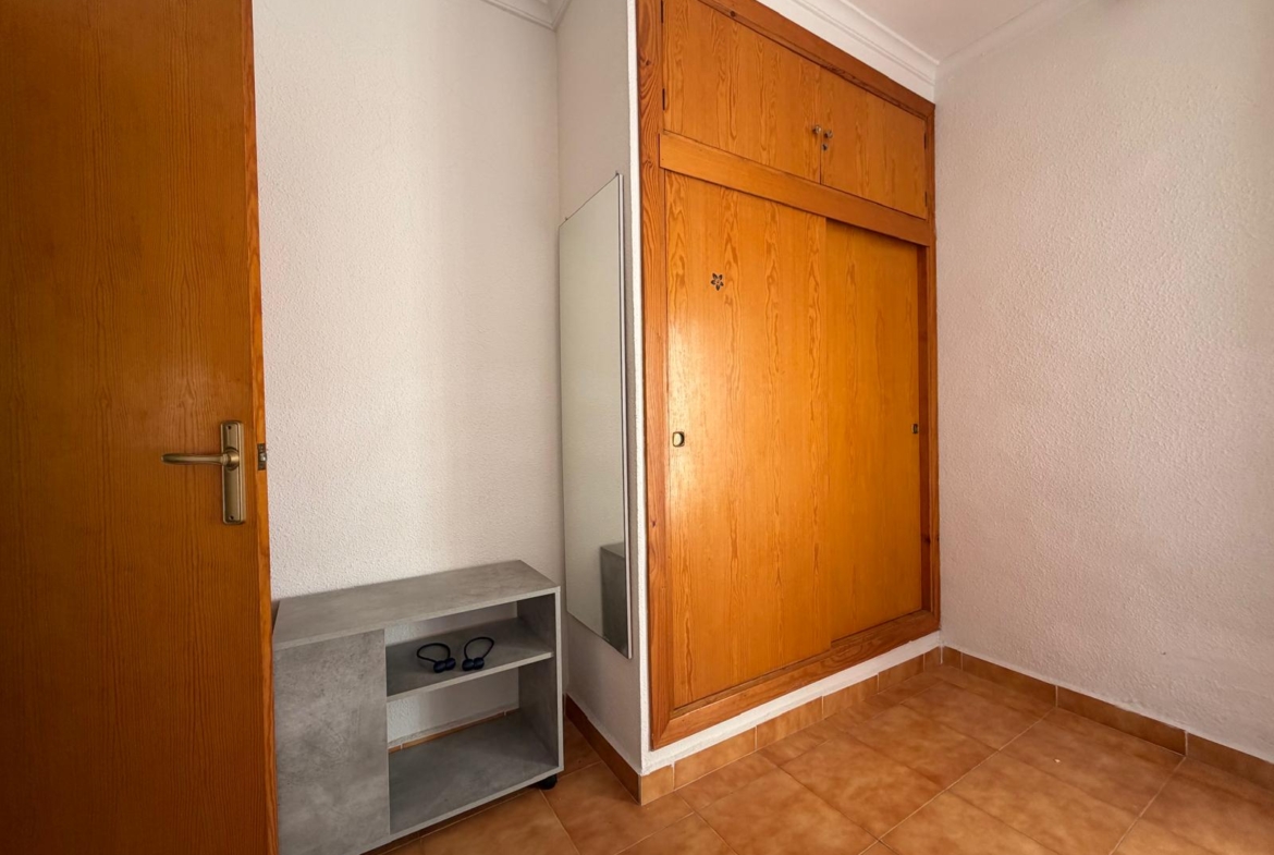 3 Bedroom / 2 Bathroom * Townhouse * Only 10 minutes walk to the beach and local marina * Close to many amenities in a very popular area €135,000 *