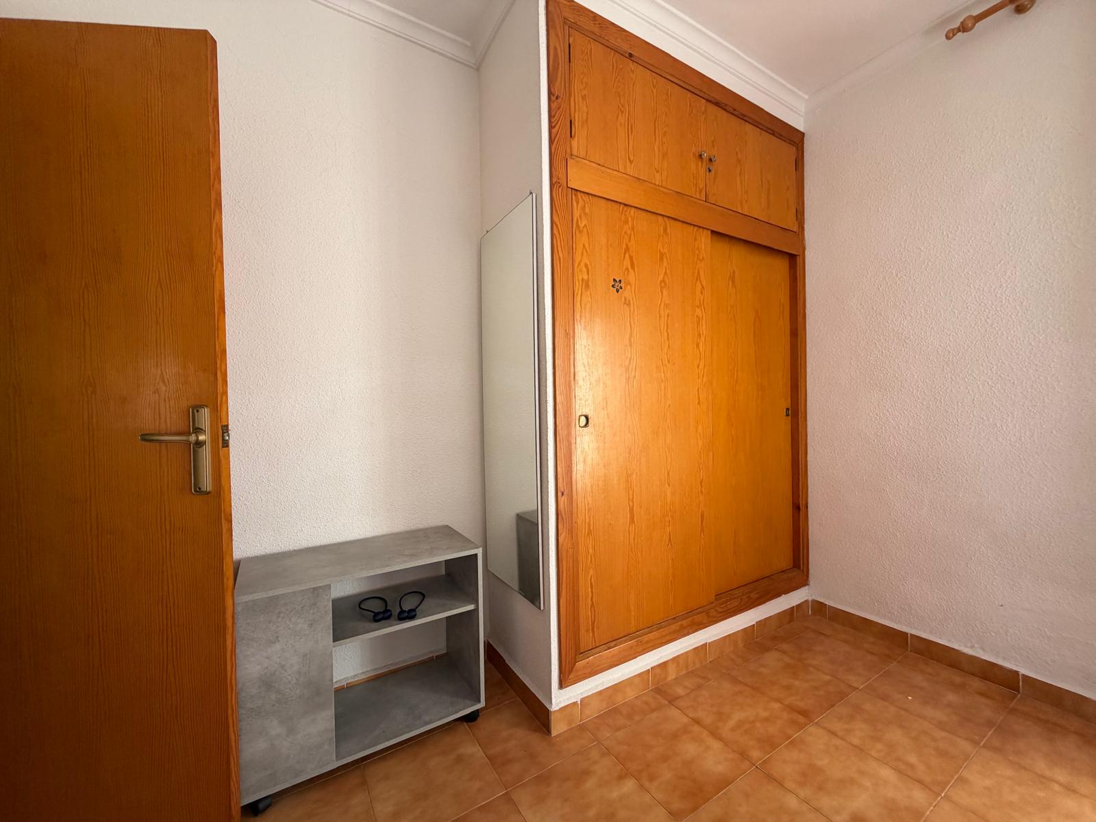 3 Bedroom / 2 Bathroom * Townhouse * Only 10 minutes walk to the beach and local marina * Close to many amenities in a very popular area €135,000 *