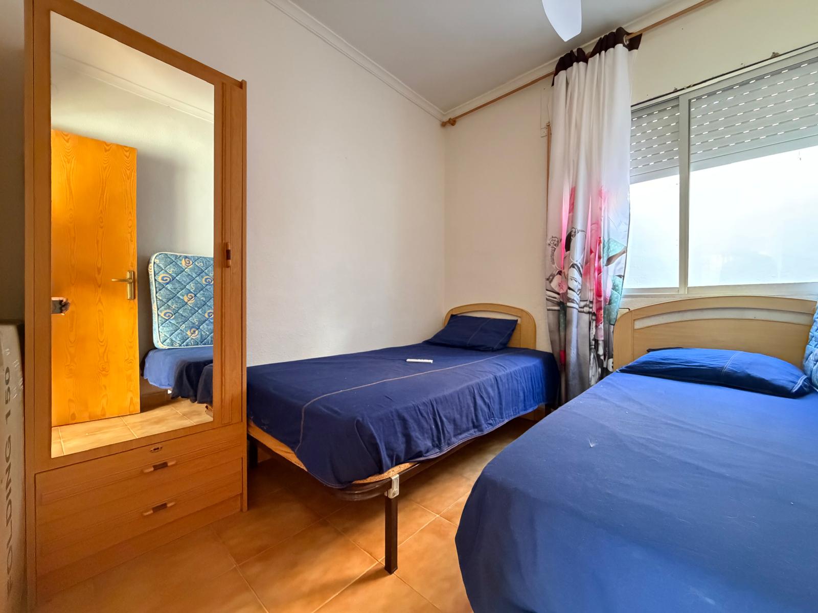 3 Bedroom / 2 Bathroom * Townhouse * Only 10 minutes walk to the beach and local marina * Close to many amenities in a very popular area €135,000 *