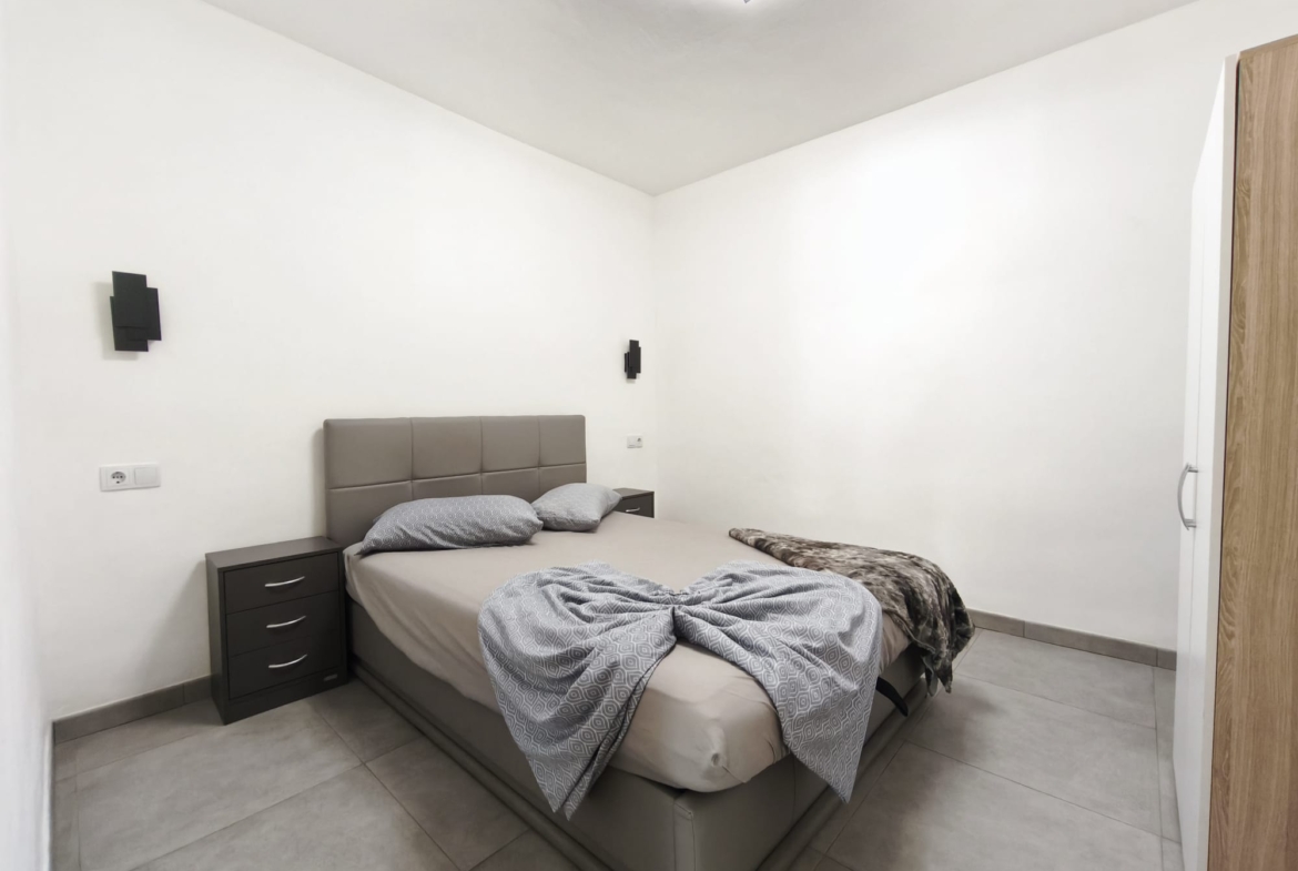 Recently Refurbished Ground Floor Apartment * 2 Bedrooms / 1 Bathroom * Immaculate Condition ready to move in €139,995 * San Pedro Del Pinatar 400 meters from the local beach *