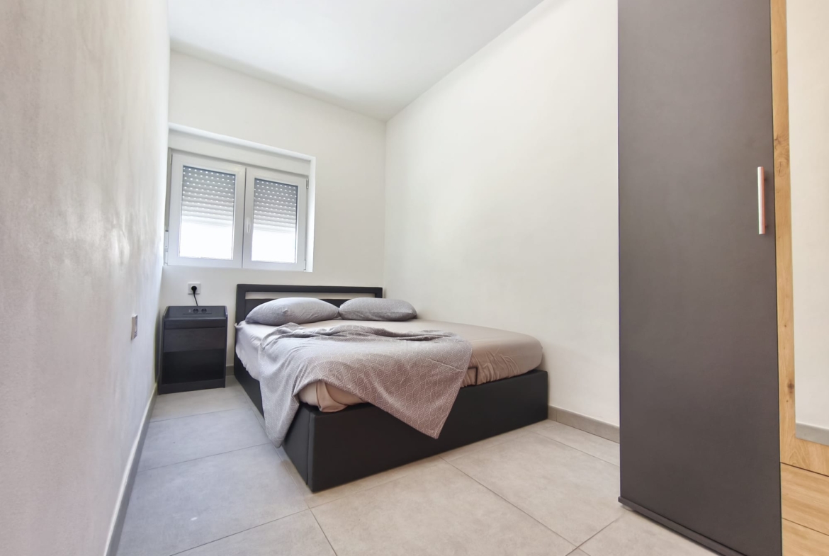 Recently Refurbished Ground Floor Apartment * 2 Bedrooms / 1 Bathroom * Immaculate Condition ready to move in €139,995 * San Pedro Del Pinatar 400 meters from the local beach *