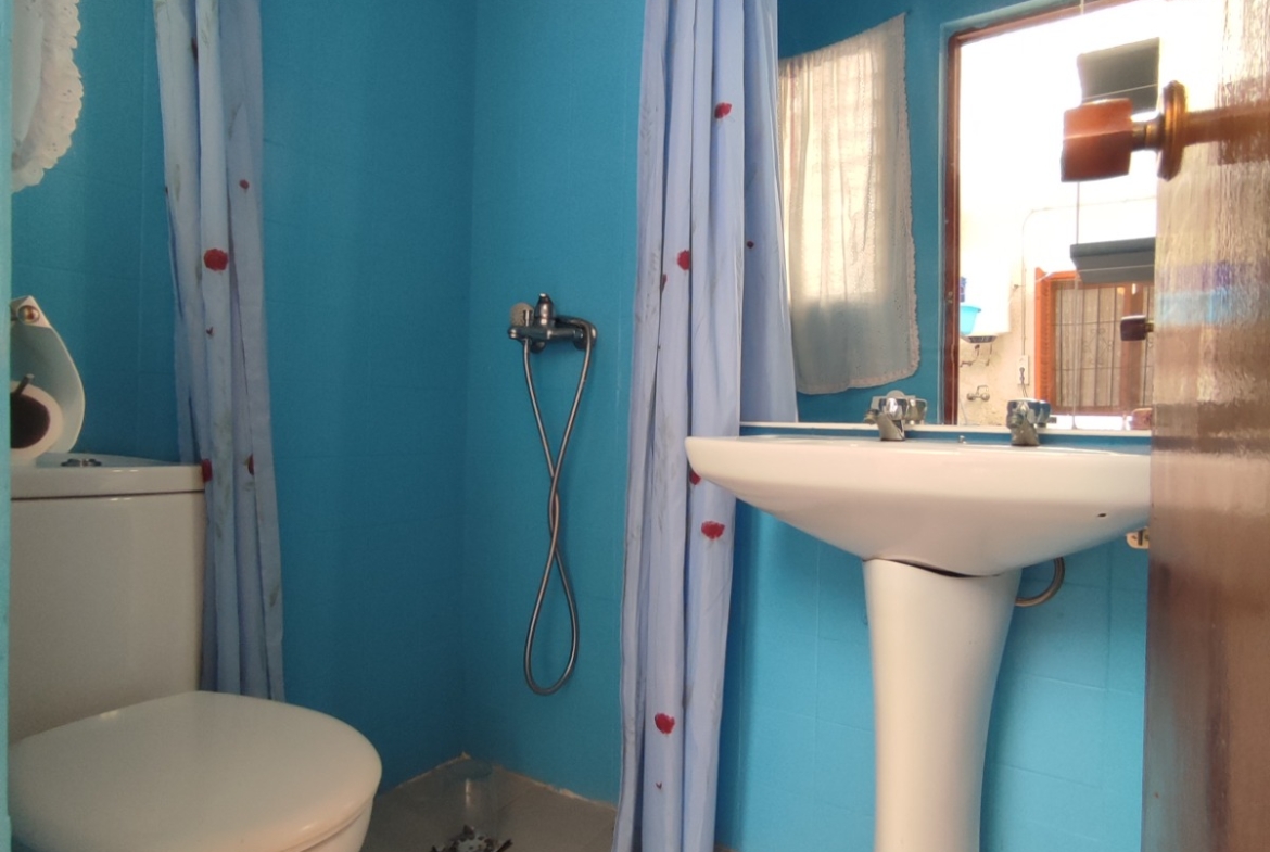 5 Bedroom / 2 Bathroom Semi Detached Ground Floor house for sale * Lo Pagan * €160,000 * Only 600 Meters to the Beach *