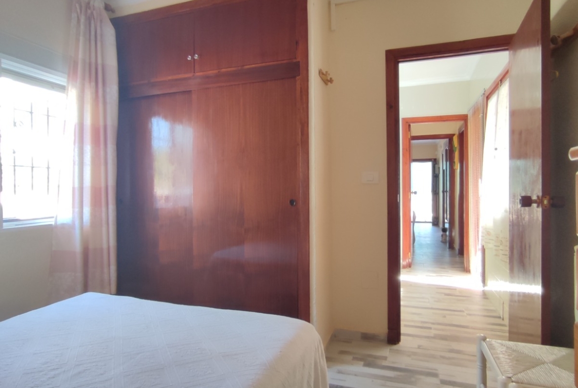 5 Bedroom / 2 Bathroom Semi Detached Ground Floor house for sale * Lo Pagan * €160,000 * Only 600 Meters to the Beach *