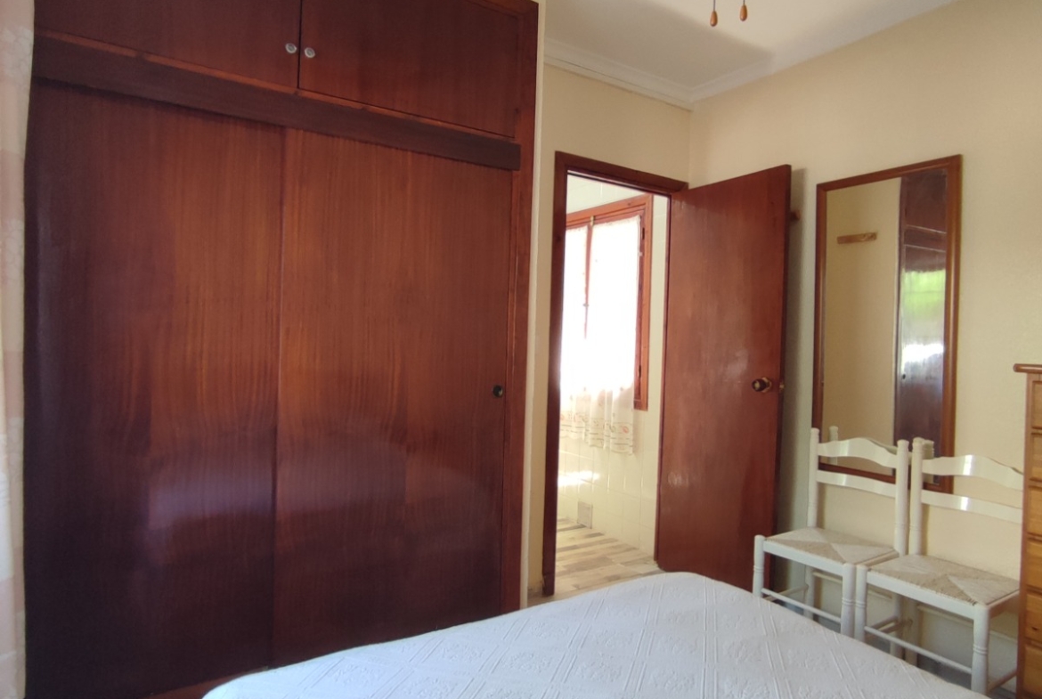 5 Bedroom / 2 Bathroom Semi Detached Ground Floor house for sale * Lo Pagan * €160,000 * Only 600 Meters to the Beach *