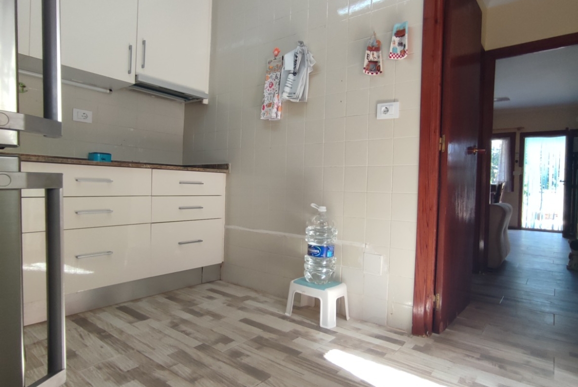 5 Bedroom / 2 Bathroom Semi Detached Ground Floor house for sale * Lo Pagan * €160,000 * Only 600 Meters to the Beach *