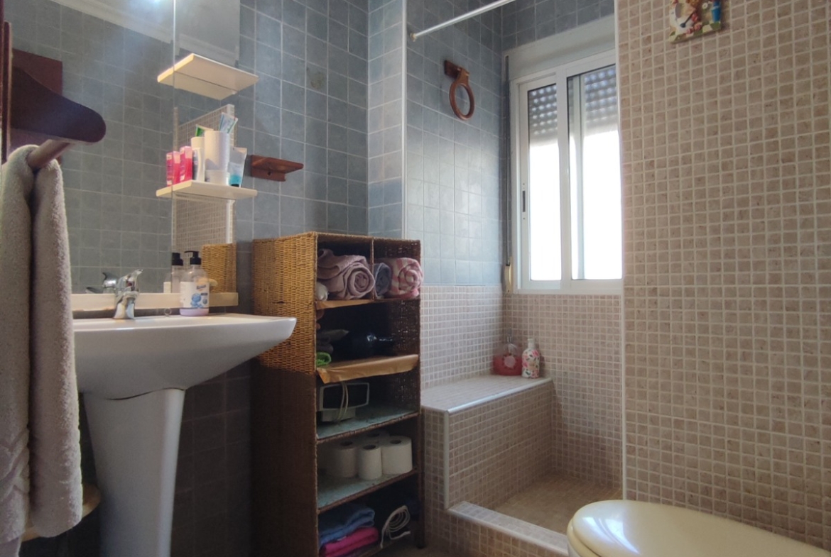 5 Bedroom / 2 Bathroom Semi Detached Ground Floor house for sale * Lo Pagan * €160,000 * Only 600 Meters to the Beach *