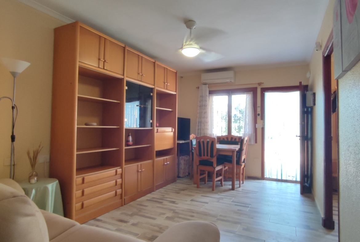 5 Bedroom / 2 Bathroom Semi Detached Ground Floor house for sale * Lo Pagan * €160,000 * Only 600 Meters to the Beach *