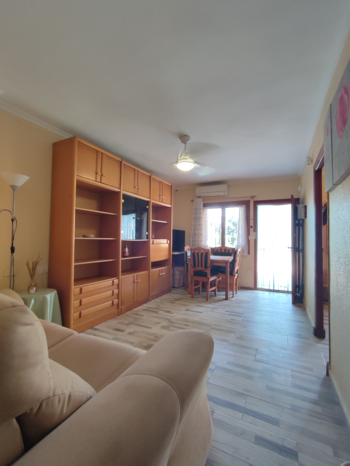 5 Bedroom / 2 Bathroom Semi Detached Ground Floor house for sale * Lo Pagan * €160,000 * Only 600 Meters to the Beach *