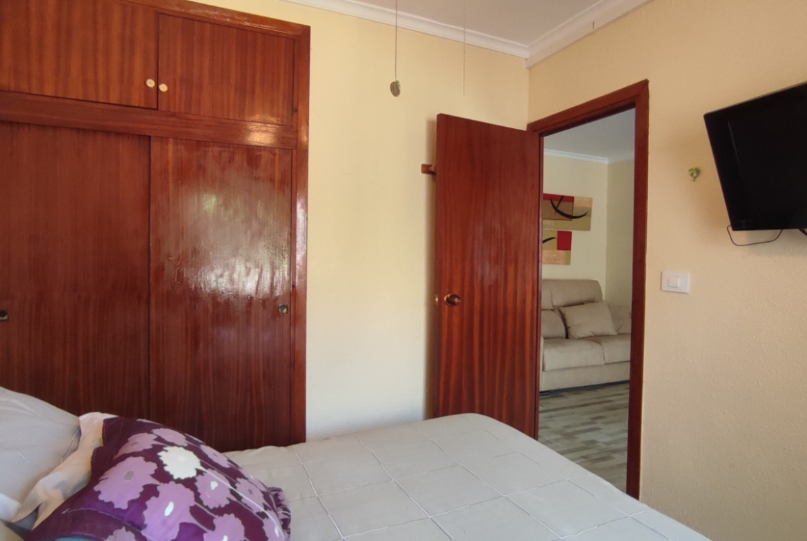 5 Bedroom / 2 Bathroom Semi Detached Ground Floor house for sale * Lo Pagan * €160,000 * Only 600 Meters to the Beach *