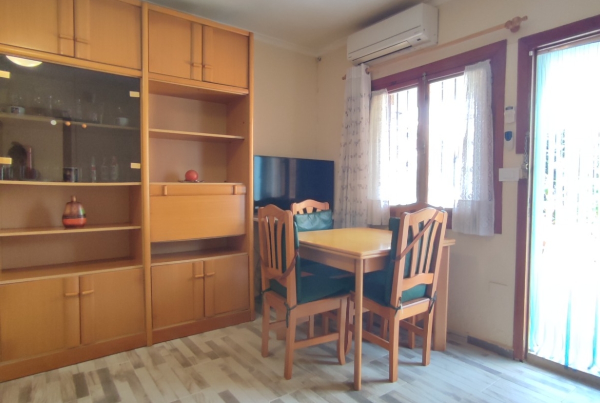 5 Bedroom / 2 Bathroom Semi Detached Ground Floor house for sale * Lo Pagan * €160,000 * Only 600 Meters to the Beach *