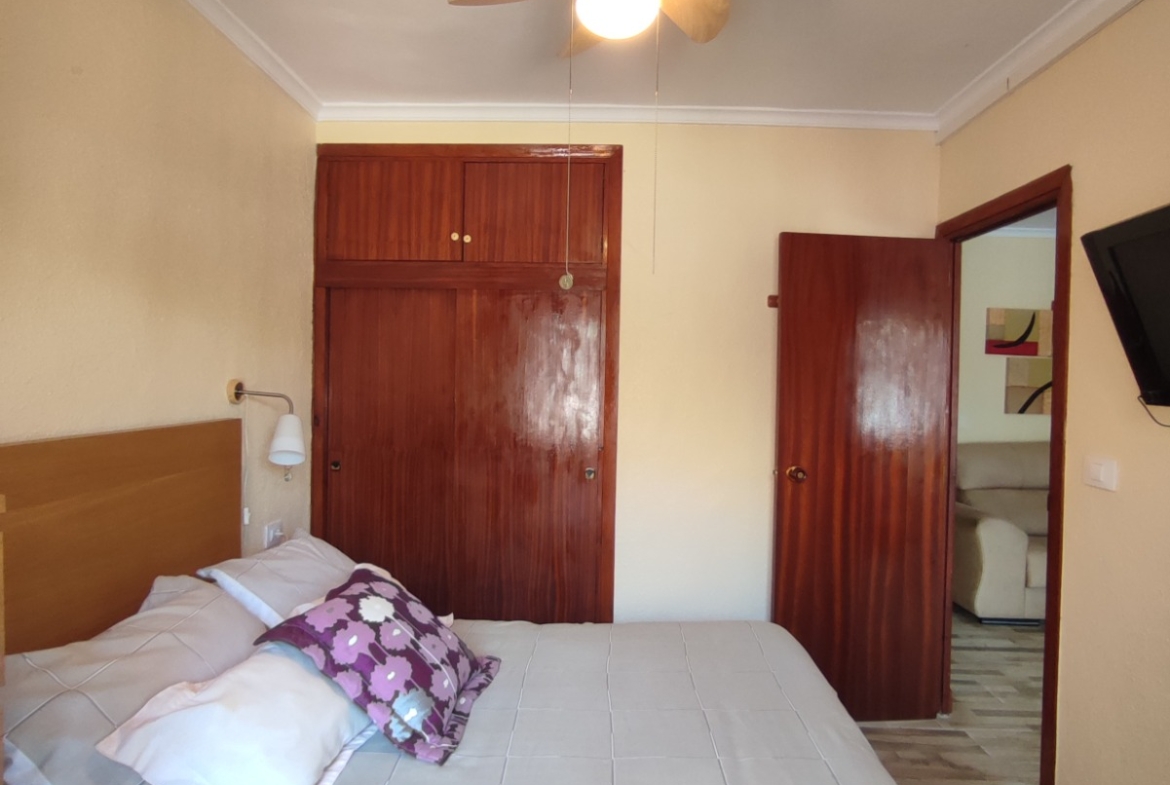 5 Bedroom / 2 Bathroom Semi Detached Ground Floor house for sale * Lo Pagan * €160,000 * Only 600 Meters to the Beach *