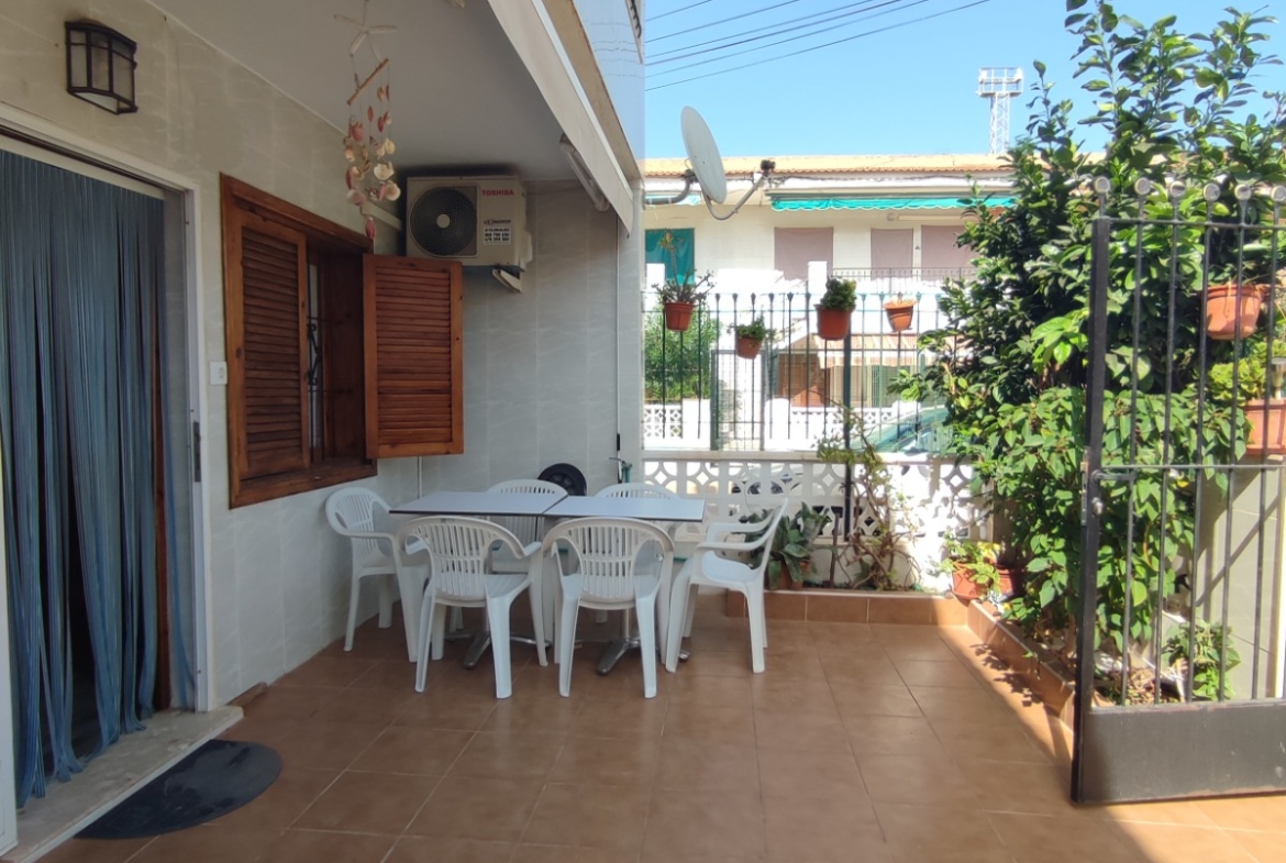 5 Bedroom / 2 Bathroom Semi Detached Ground Floor house for sale * Lo Pagan * €160,000 * Only 600 Meters to the Beach *