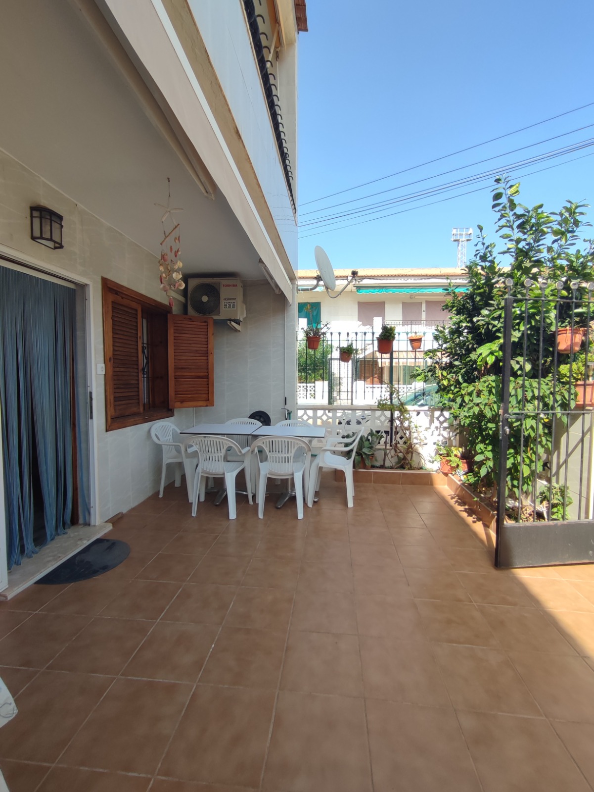 5 Bedroom / 2 Bathroom Semi Detached Ground Floor house for sale * Lo Pagan * €160,000 * Only 600 Meters to the Beach *