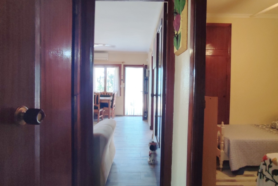5 Bedroom / 2 Bathroom Semi Detached Ground Floor house for sale * Lo Pagan * €160,000 * Only 600 Meters to the Beach *