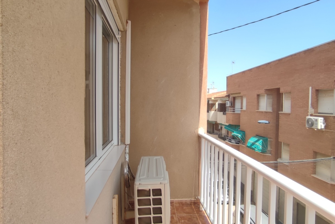 3 Bedroom Apartment / 1 Bathroom * Only 300 Meters from the Beach * Lo Pagan * Excellent Location *