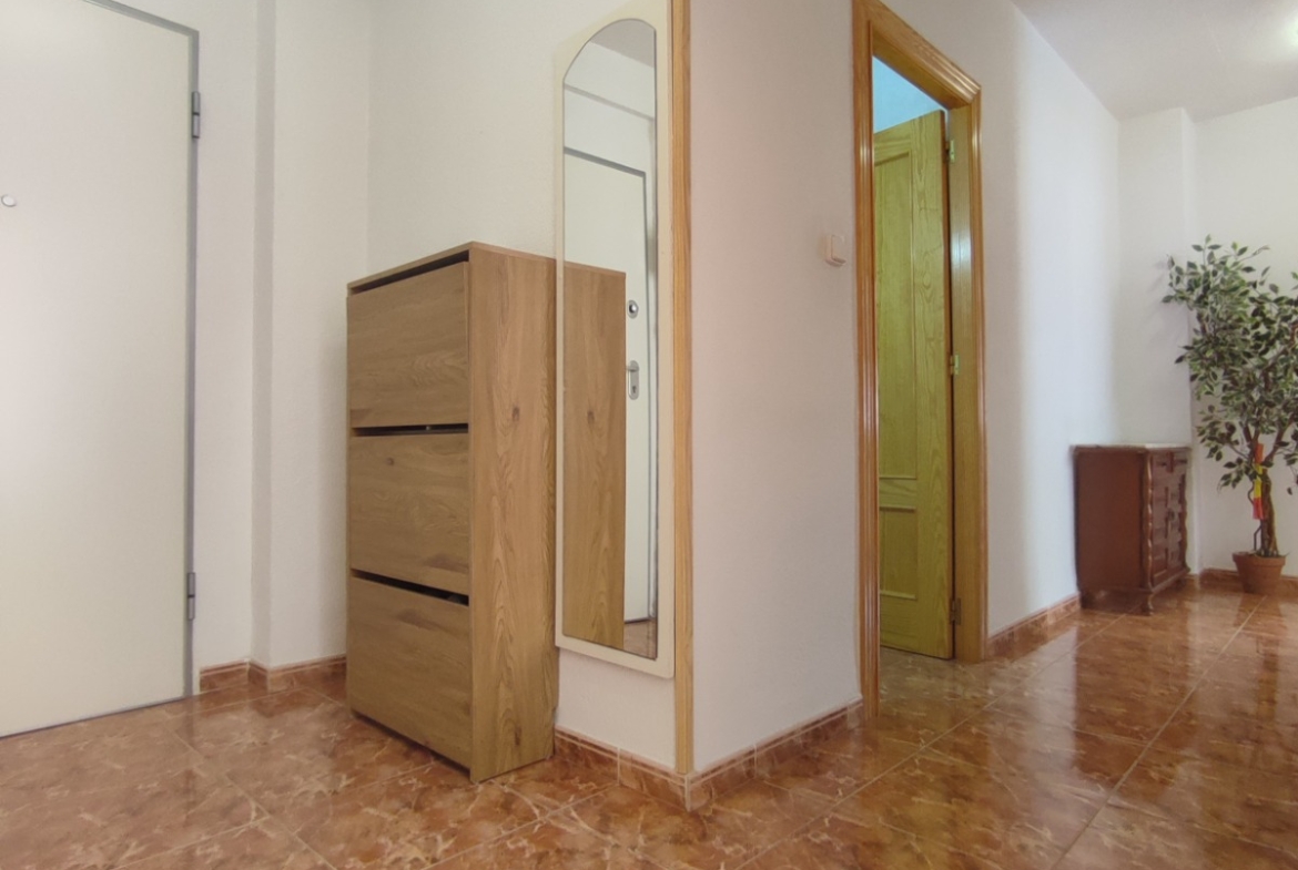 3 Bedroom Apartment / 1 Bathroom * Only 300 Meters from the Beach * Lo Pagan * Excellent Location *