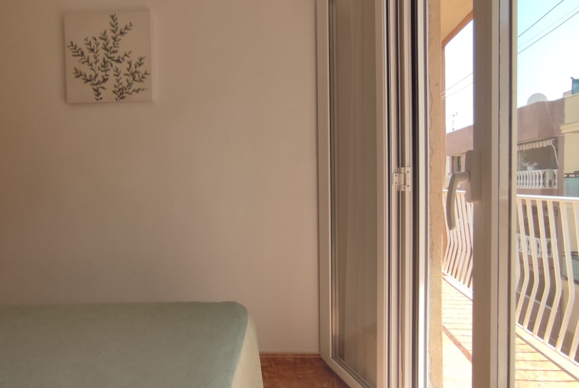 3 Bedroom Apartment / 1 Bathroom * Only 300 Meters from the Beach * Lo Pagan * Excellent Location *