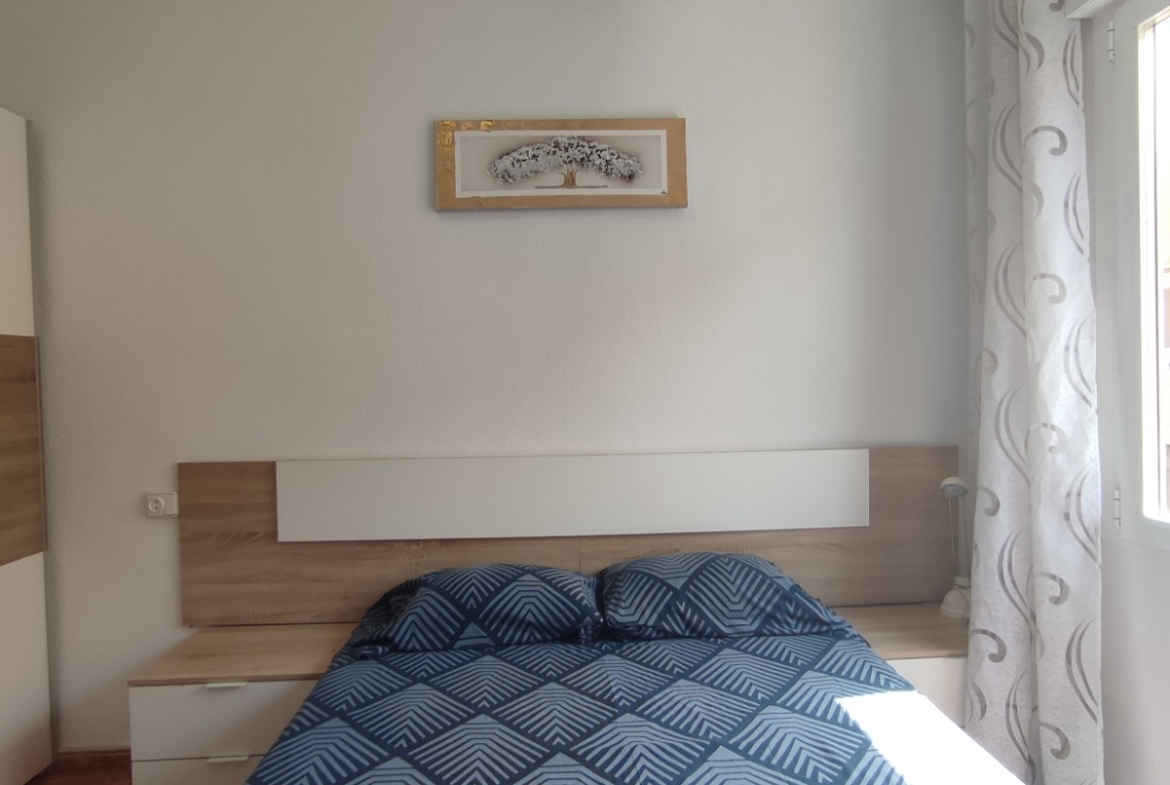3 Bedroom Apartment / 1 Bathroom * Only 300 Meters from the Beach * Lo Pagan * Excellent Location *