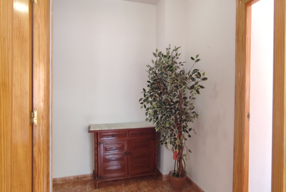 3 Bedroom Apartment / 1 Bathroom * Only 300 Meters from the Beach * Lo Pagan * Excellent Location *