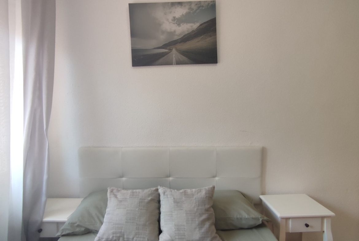 3 Bedroom Apartment / 1 Bathroom * Only 300 Meters from the Beach * Lo Pagan * Excellent Location *