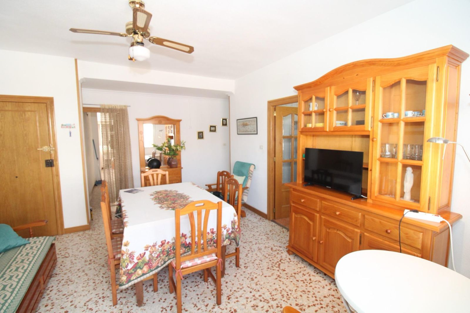 PHOTO-2026-09-17-20-08-06_10 Spacious 3 Bedroom Apartment for sale * Lo Pagan * Excellent Location *5 Minutes from the beautiful local beach * Only €129,995 *