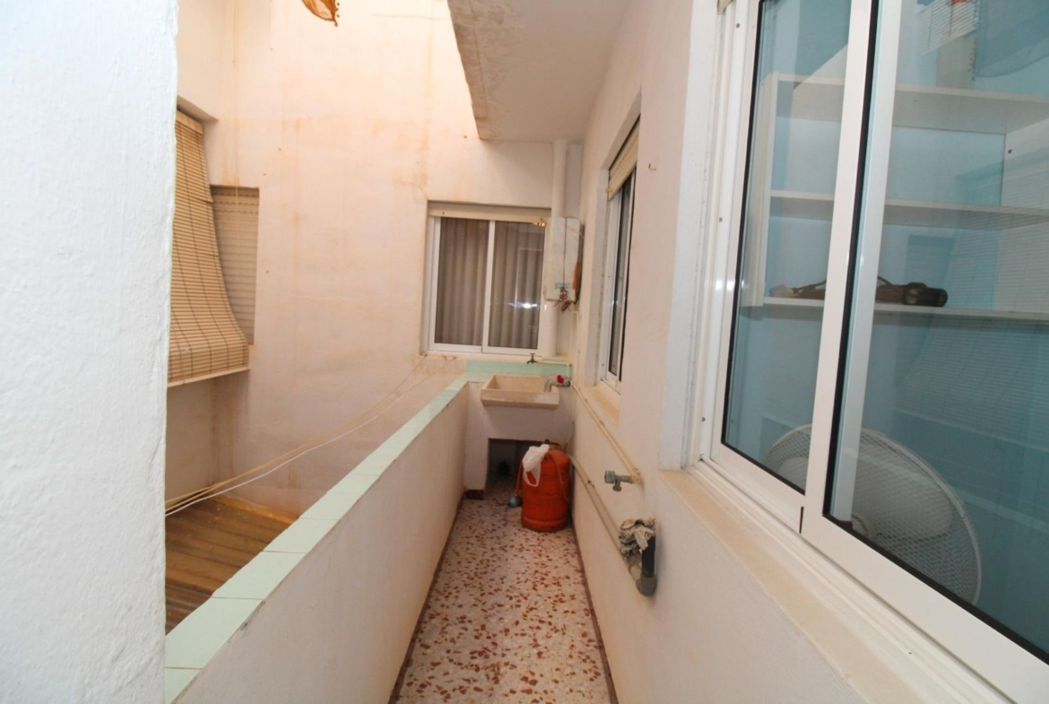 Spacious 3 Bedroom Apartment for sale * Lo Pagan * Excellent Location *5  Minutes from the beautiful local beach * Only €129,995 *