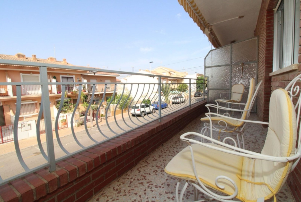 Spacious 3 Bedroom Apartment for sale * Lo Pagan * Excellent Location *5  Minutes from the beautiful local beach * Only €129,995 *