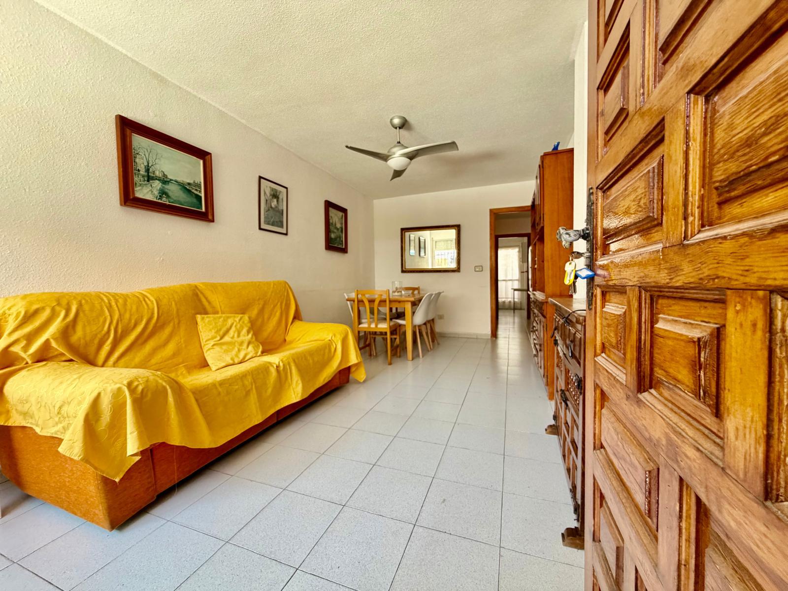 4 Bedroom Triplex House for Sale * Lo Pagan * 2nd line from the Beach / 20 meters away * Very Popular Location €165,000 *