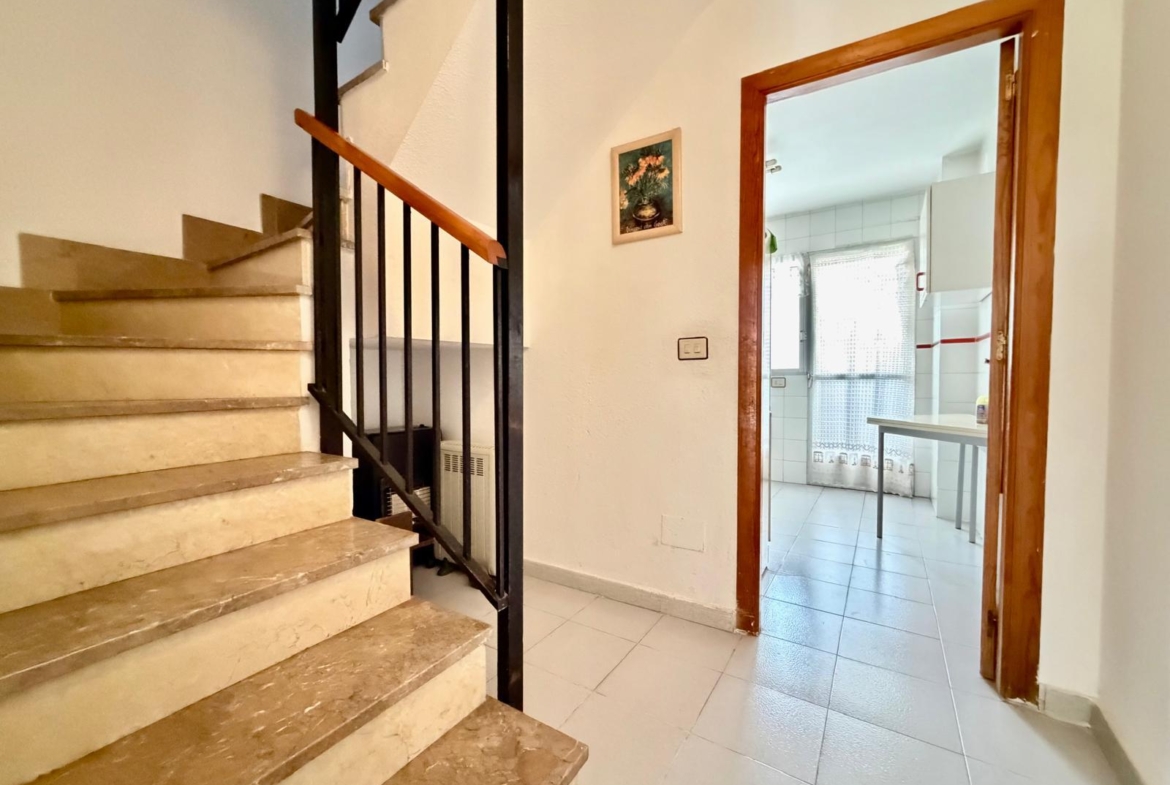 4 Bedroom Triplex House for Sale * Lo Pagan * 2nd line from the Beach / 20 meters away * Very Popular Location €165,000 *