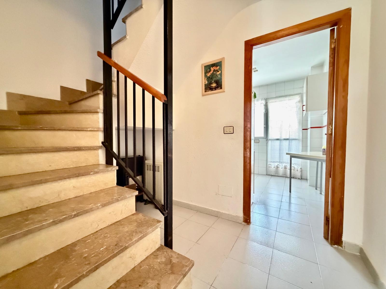 4 Bedroom Triplex House for Sale * Lo Pagan * 2nd line from the Beach / 20 meters away * Very Popular Location €165,000 *