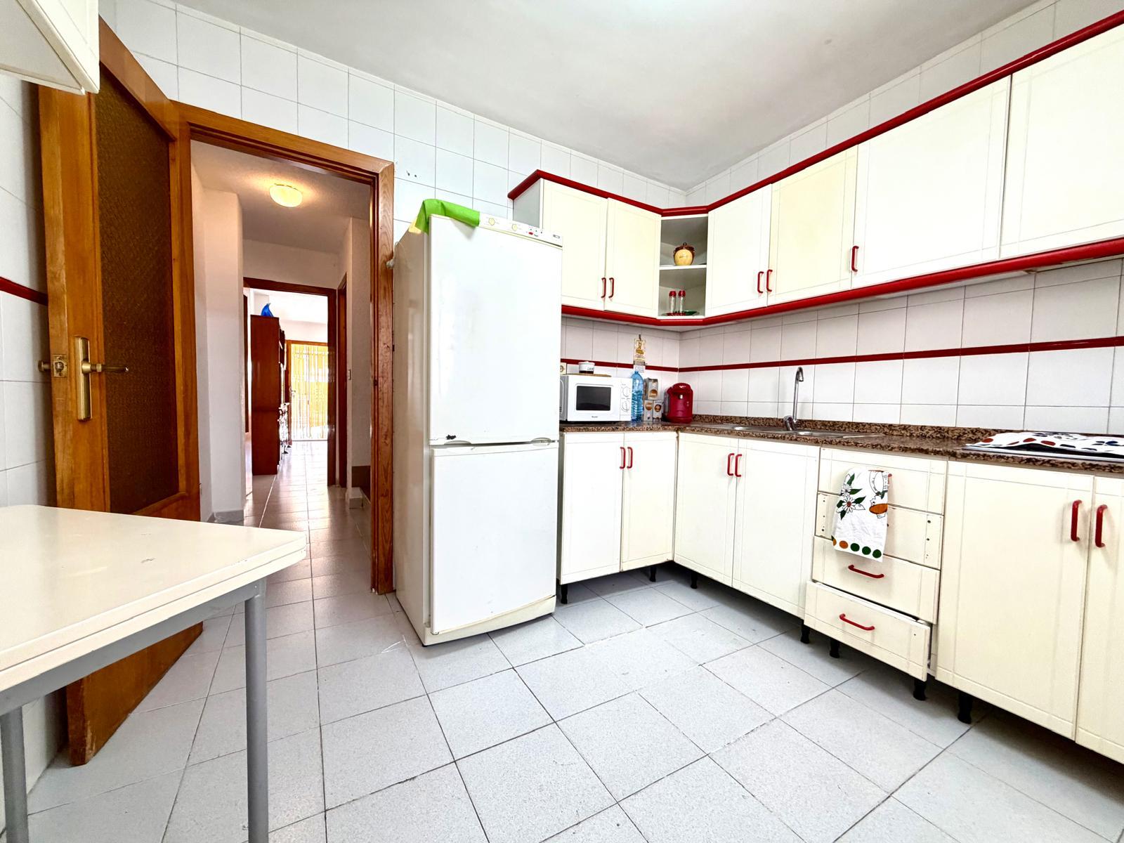 4 Bedroom Triplex House for Sale * Lo Pagan * 2nd line from the Beach / 20 meters away * Very Popular Location €165,000 *