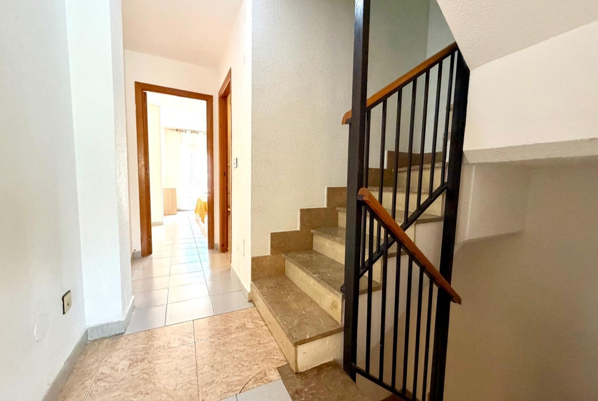 4 Bedroom Triplex House for Sale * Lo Pagan * 2nd line from the Beach / 20 meters away * Very Popular Location €165,000 *
