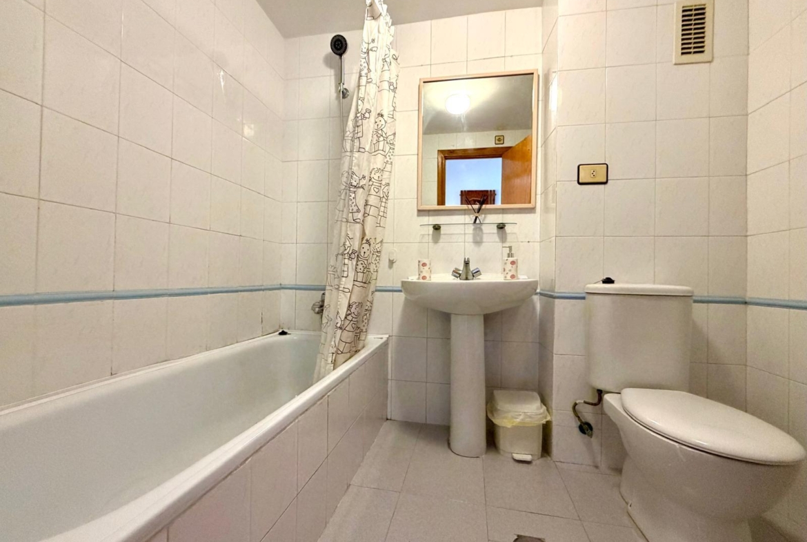 4 Bedroom Triplex House for Sale * Lo Pagan * 2nd line from the Beach / 20 meters away * Very Popular Location €165,000 *