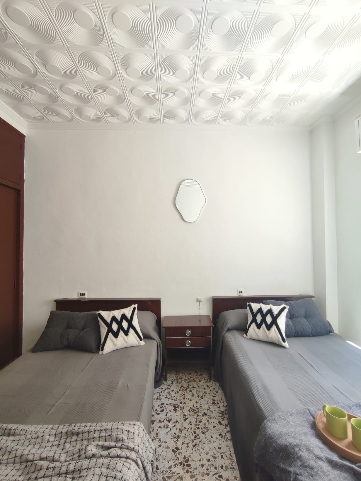 3 Bedroom / 2 Bathroom * Apartment only 150 meters from the beach * With Side views to the Beach * €131,995 *