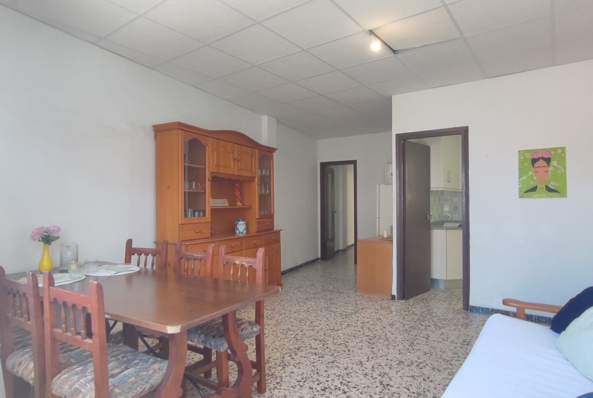 3 Bedroom / 2 Bathroom * Apartment only 150 meters from the beach * With Side views to the Beach * €131,995 *