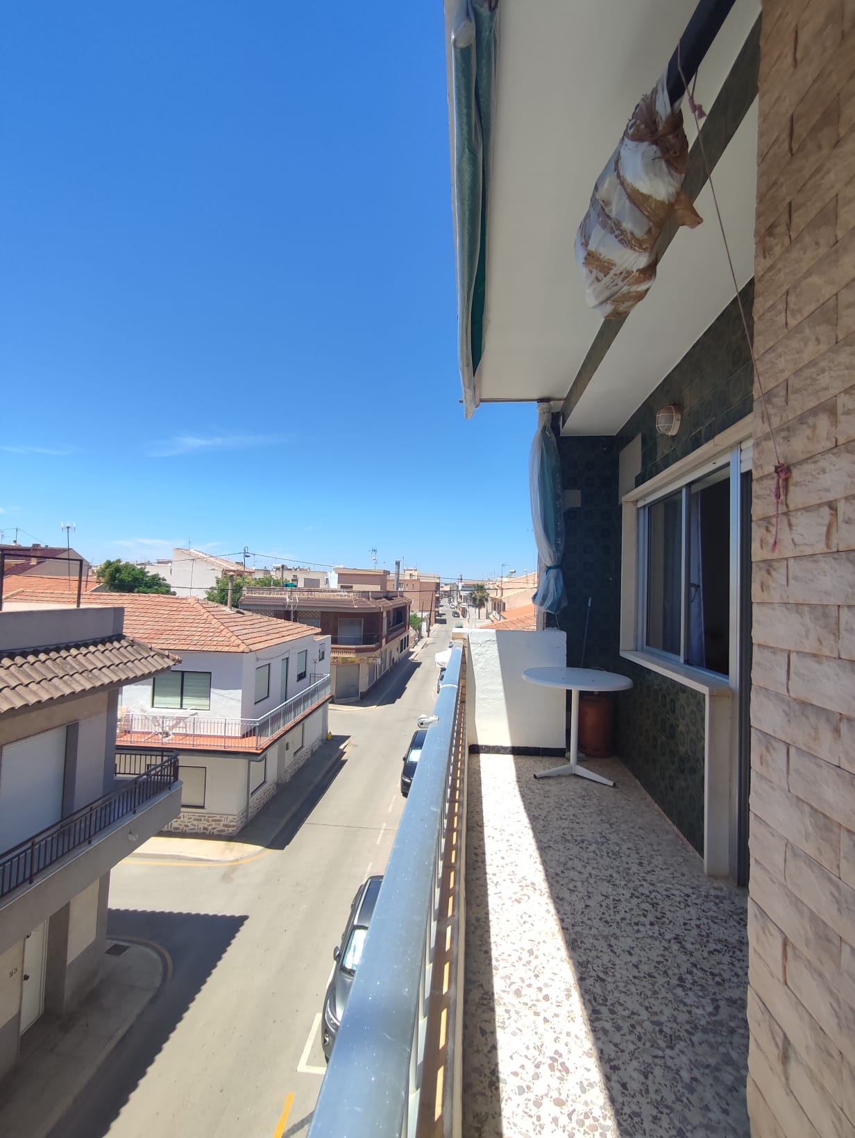 3 Bedroom / 2 Bathroom * Apartment only 150 meters from the beach * With Side views to the Beach * €131,995 *
