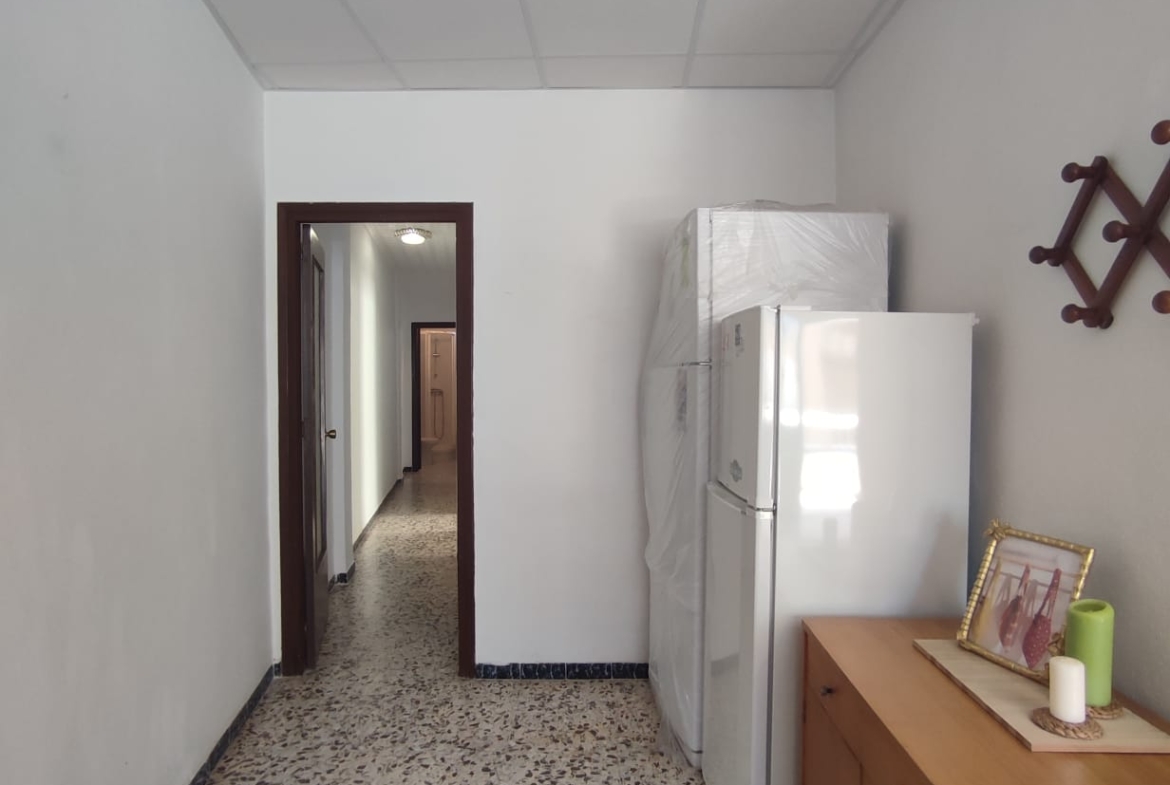 3 Bedroom / 2 Bathroom * Apartment only 150 meters from the beach * With Side views to the Beach * €131,995 *