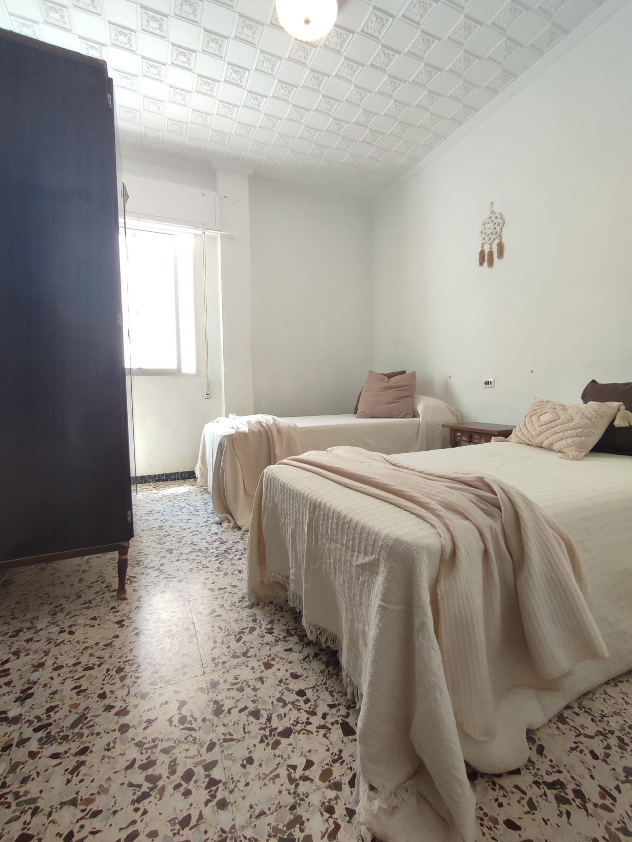 3 Bedroom / 2 Bathroom * Apartment only 150 meters from the beach * With Side views to the Beach * €131,995 *