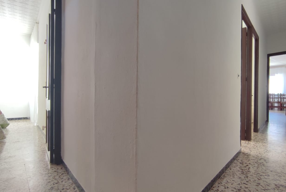 3 Bedroom / 2 Bathroom * Apartment only 150 meters from the beach * With Side views to the Beach * €131,995 *